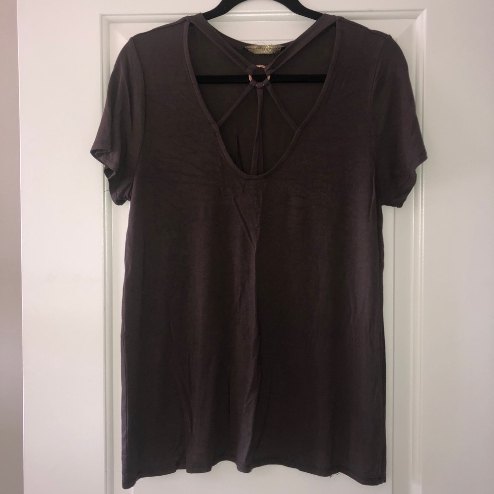Strappy tee